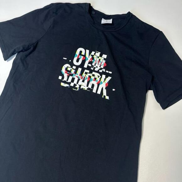 Gymshark Men's T-Shirt - Picture 2 of 4